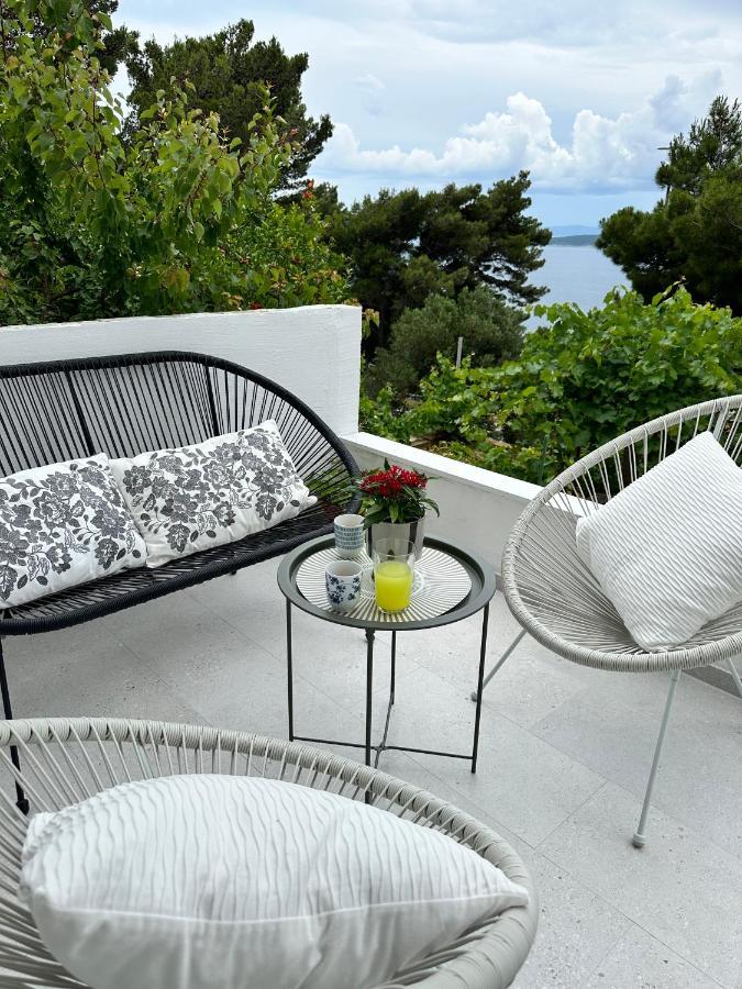 Olive View Apartment Brela Bagian luar foto