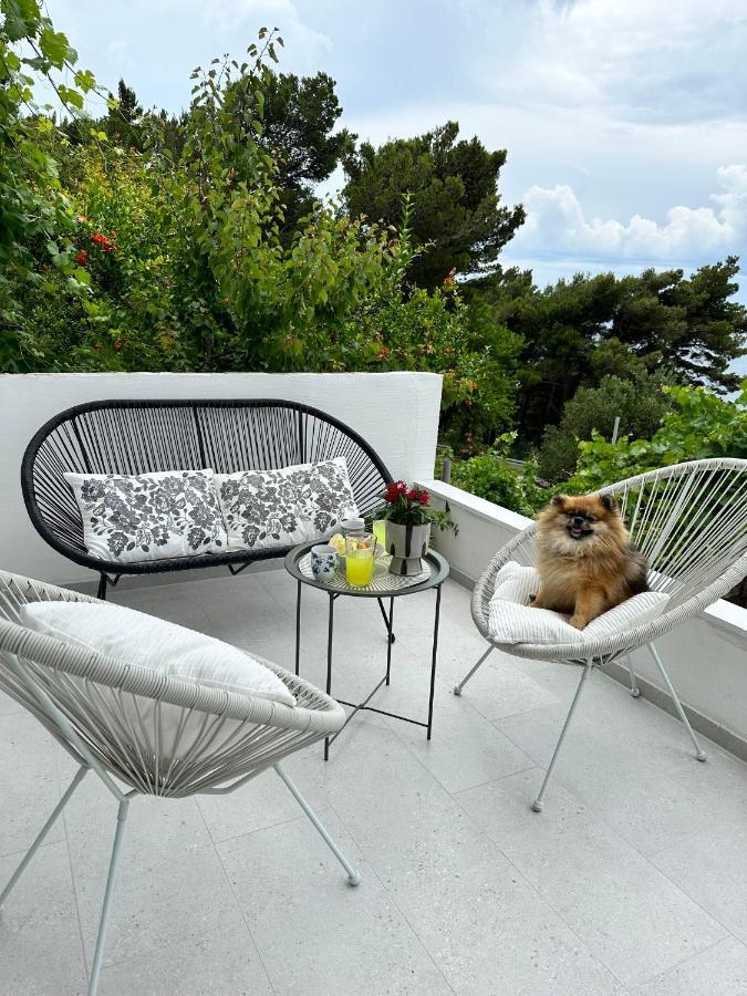 Olive View Apartment Brela Bagian luar foto